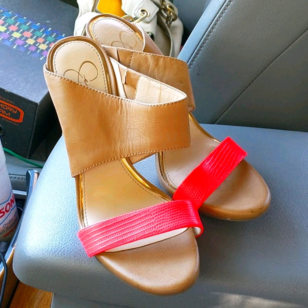 Jessica Simpson's US 8.5M Dress Shoe 4"heel